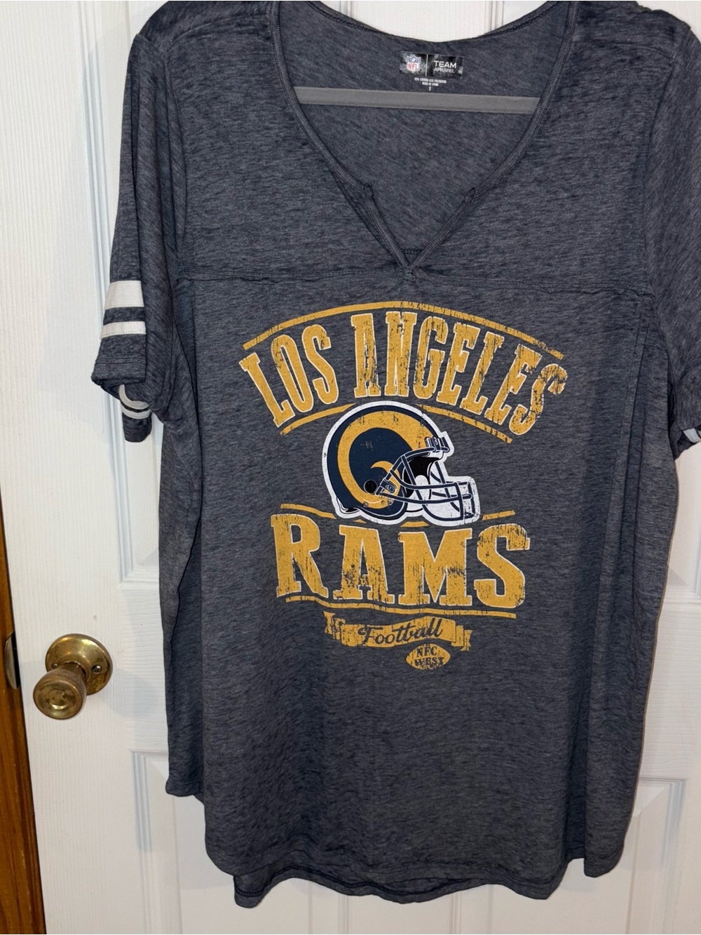 Women’s Los Angeles Rams Short Sleeve Tee Team Collection - TORRID CURVE PLUS